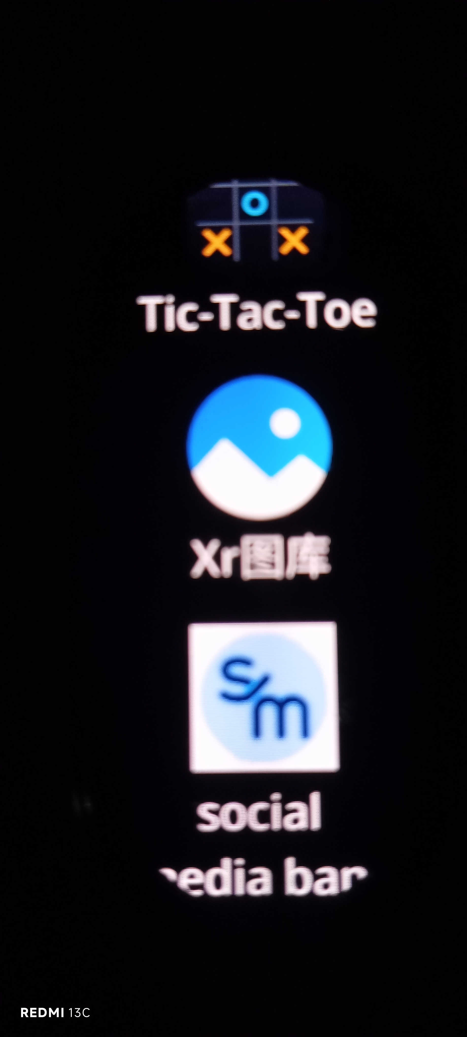Social media band